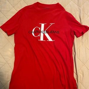 Calvin Klein t shirt
